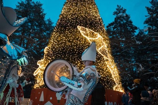 До конца январских выходных более 50 подмосковных парков представят свои новогодние программы и рождественские мероприятия
